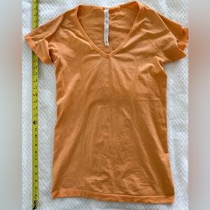 LuluLemon Women's Orange V-Neck Top, sz 10